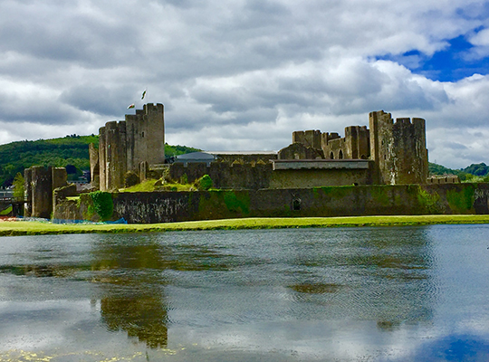 Caerphilly Castle 1 &Raquo; Executive Swift Travel - Airport Transfers